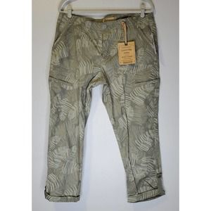 NEW Democracy Size 10 Convertible Utility Stretch Green Palm Leaf Pant Cropped